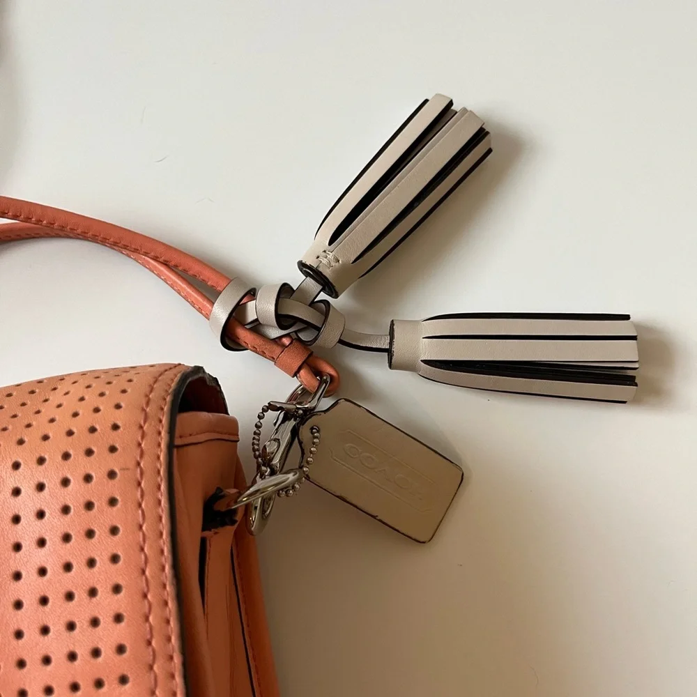 Coach‎ Bag - Picture 5 of 16